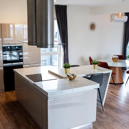 Thome Vlaicu170 Jacuzzi * Kluž