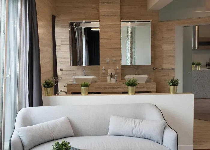 Thome Vlaicu170 Jacuzzi *