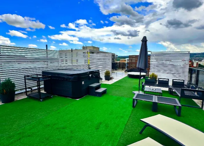 Thome Vlaicu170 Jacuzzi Apartamento *